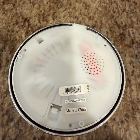 Bath & Body Works Lights Snow Globe Spin Snowflake Pedestal Candleholder Music - Picture 7 of 10